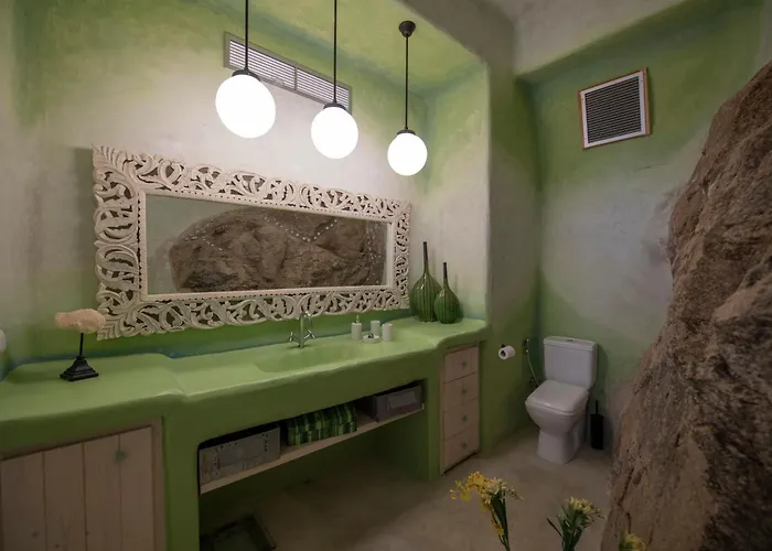 Lux Private Estate Endless Sea & Sky View